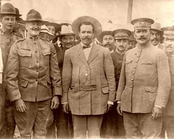 derrotaa del general federal Navarro