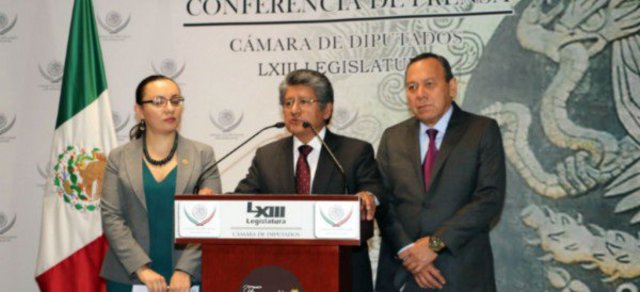 recibirán diputados a padres de los 43 estudiantes desaparecidos