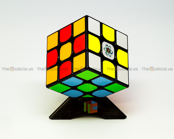 I meet the Magic Rubik`s Cube.