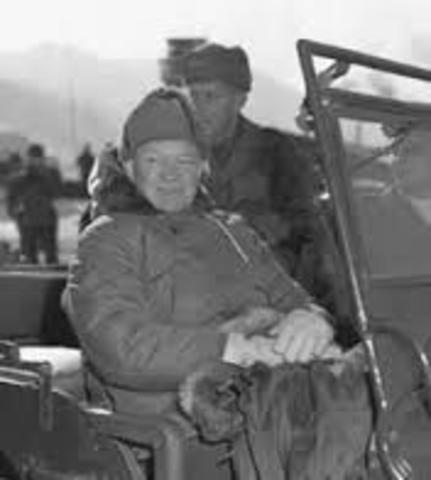 Eisenhower Travels to Korea