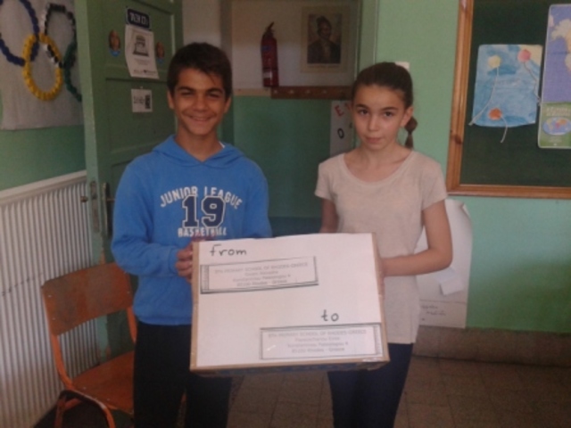 The Peace suitcase arrived at the second destination