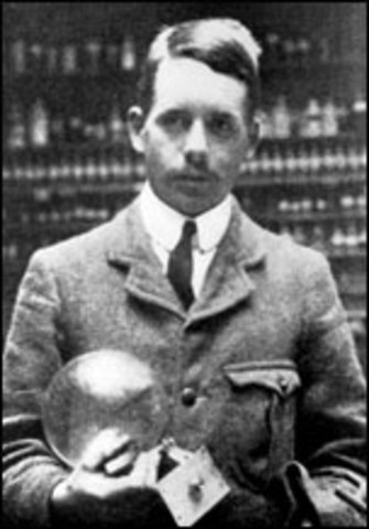 Henry Moseley's Advancements of the Periodic Table