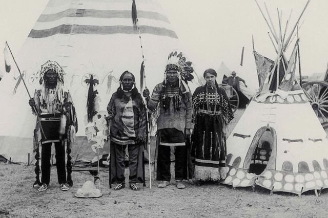 Primeros habitantes fueron los nativos