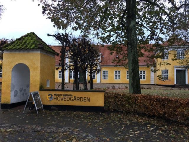 Silkeborg slot solgtes til ritmester Hof