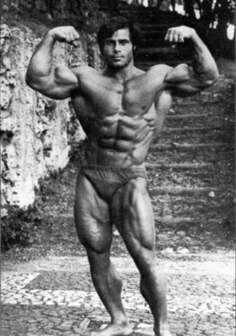 Franco Columbu Wins his 1st Mr.