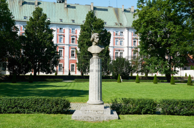 Памятник  в Познани (Польша)