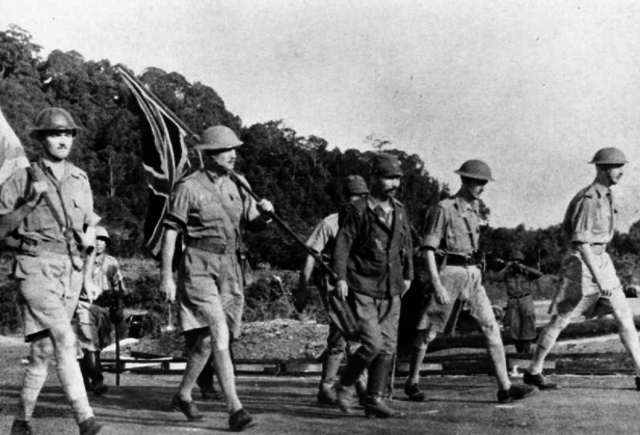 Singapore falls to the Japnese