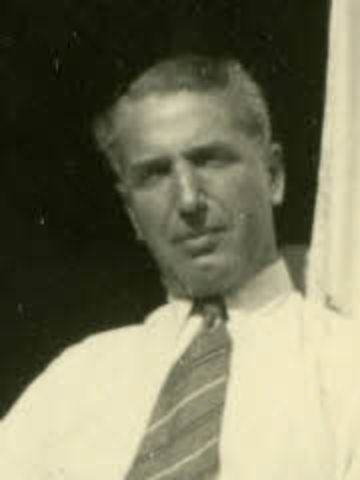 Fritz Pfeffer comes to the Secret Annex.