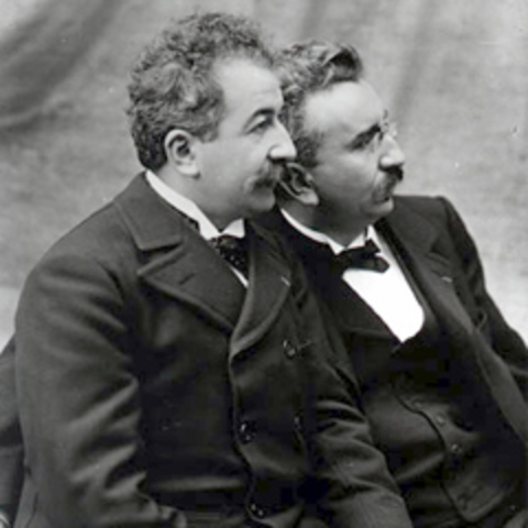 els germans Lumiere inventen el cine