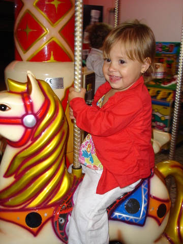 Was born Júlia Ollé