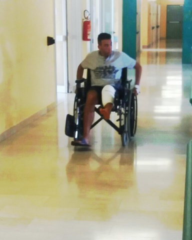 Operazione al ginocchio.