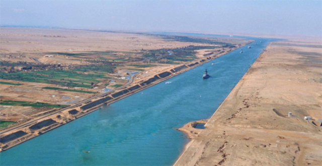 Construcció del canal de Suez.