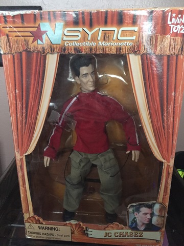 *NSYNC Releases No Strings Attached