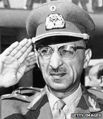 Mohammed Daud receives power