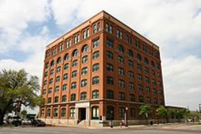 book depository building where lee harvey oswald shot from