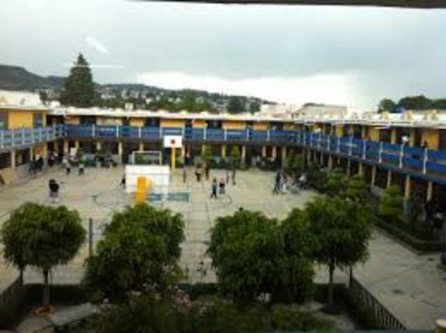 Salida del Colegio Sor Juana Ines