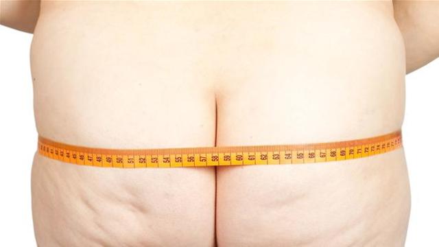 "Jagten på den store hvide røv" af Morten Sabroe