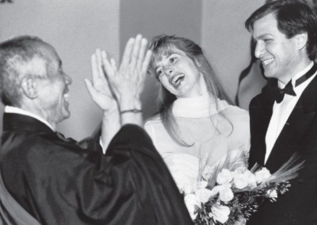 Se casa con Laurenne Powell