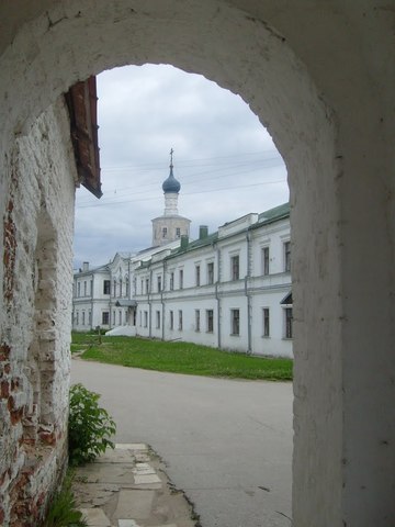 Starts his first career choice at the Theological Seminary of Ryazan
