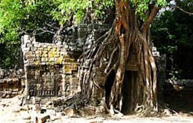 The Khmers abandon Angkor.