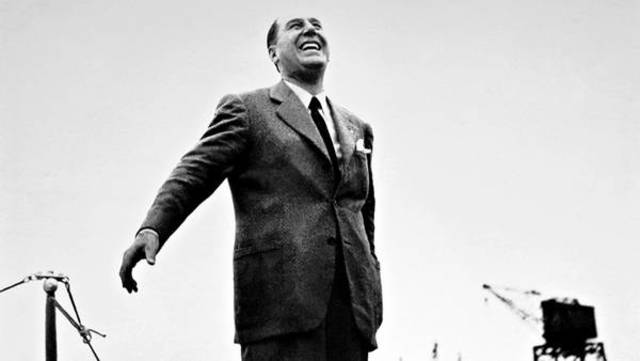 Perón se convierte Secretario de Trabajo y Previsión de la Nación Argentina.