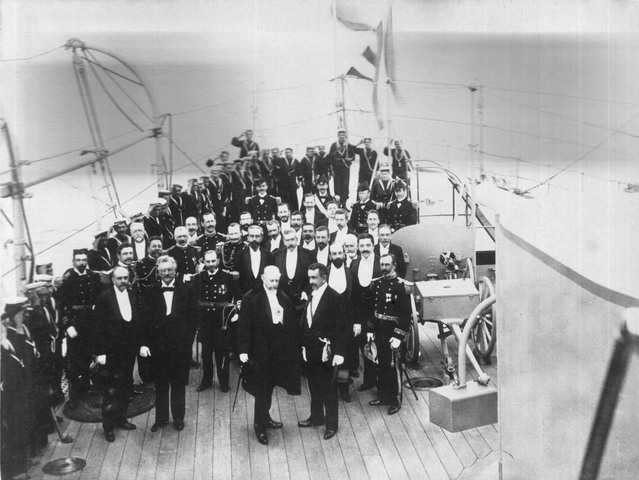 El abrazo del Estrecho