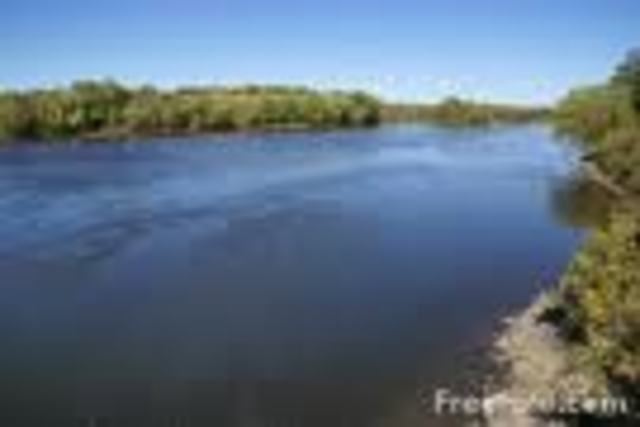 The average current of the Mississippi River.		3