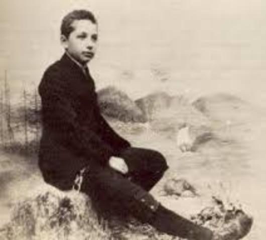 Sus estudios y su escuela