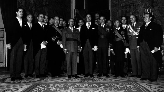 Franco permite la entrada de un grupo de tecnócratas del Opus Dei en el gobierno