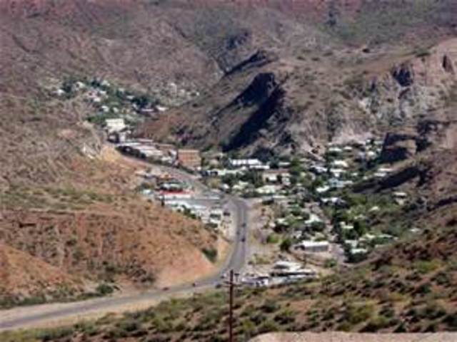 Violet Fitzpatrick is chosen to go to a famly in Arizona