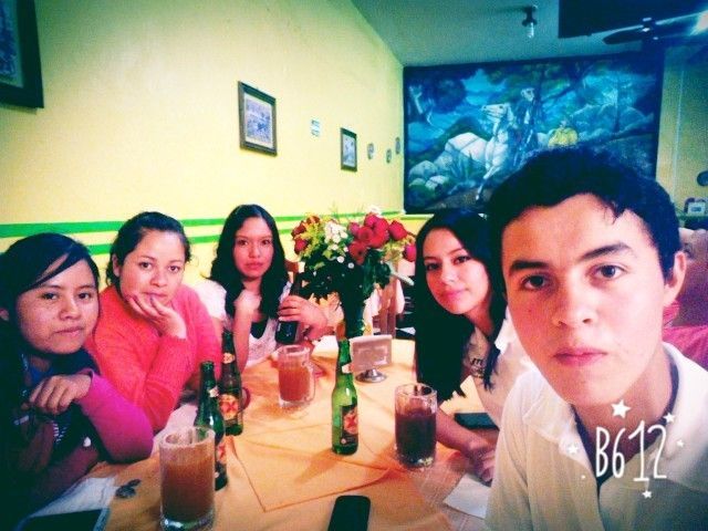 ANIMAR A MIS AMIGOS QUE TOMEN