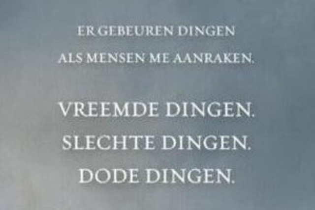 8: Dode dingen (achterflap Vrees Me )