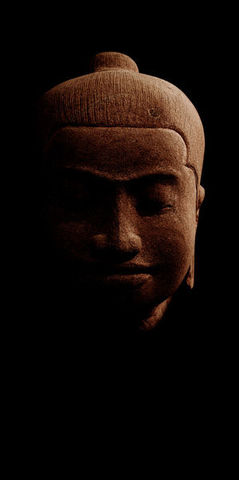 King Jayavarman II dies