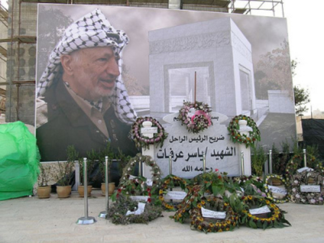 Muere Yaser Arafat