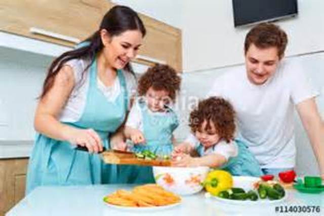 Elena, Rory, Violet, and Ramon escape as a family to Mexico