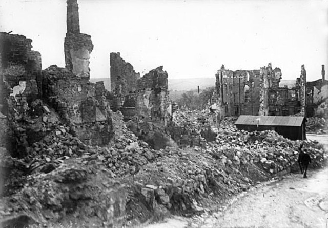 Company C (Andrew Fisher) arrives