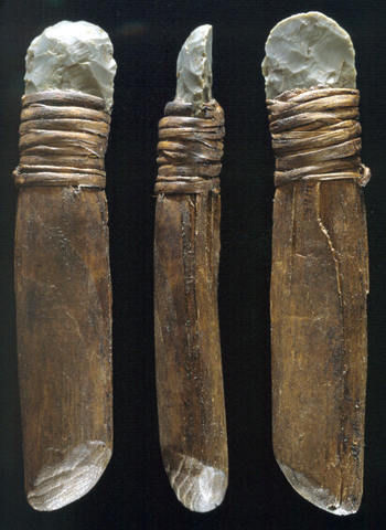 CUALES FUERON LAS HERRAMIENTAS COMPUESTAS DE BALSAS