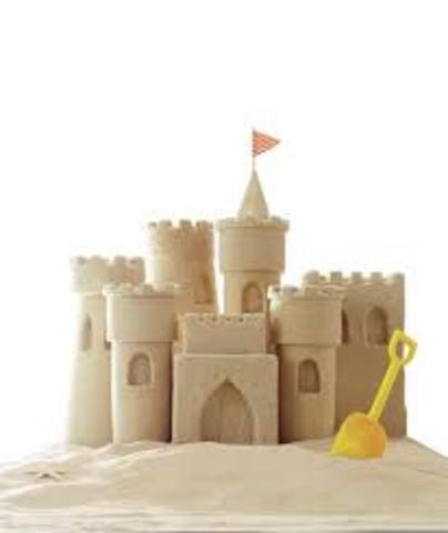 Yo construía el castillo de arena a la playa.