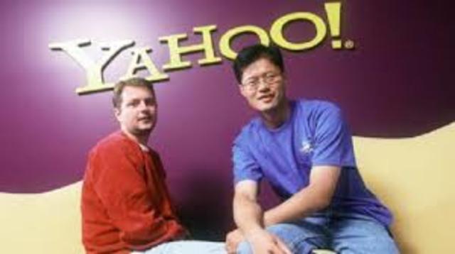 INVENTA EL YAHOO!  JERRY YANG E DAVID FILO