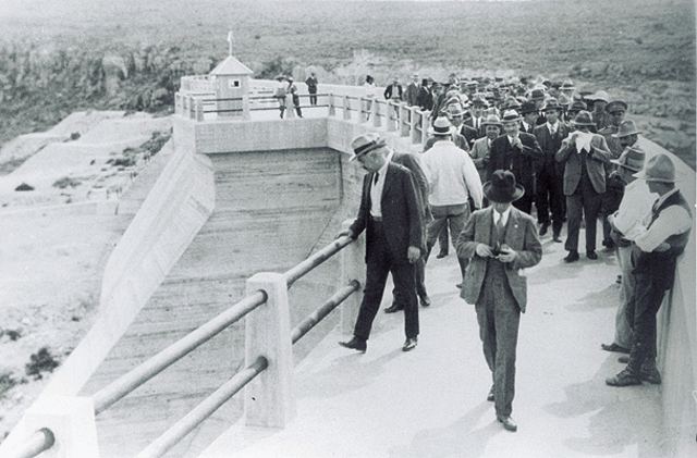 Comisión Nacional de Caminos.