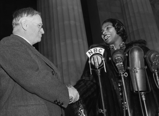 marian anderson sings at lincoln monument