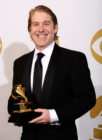 A GRAMMY AWARD WINNER LIVES WITH ME!