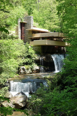 Fallingwater or Kaufman Residence (architechture) by Frank Lloyd Wright (American architect)