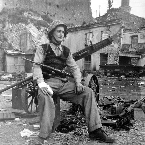 Xanin Sexer organizes the Talos Squads