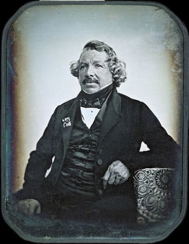 Frenchmen, Louis Daguerre and J.N. Niepce co invent Daguerreotype photography