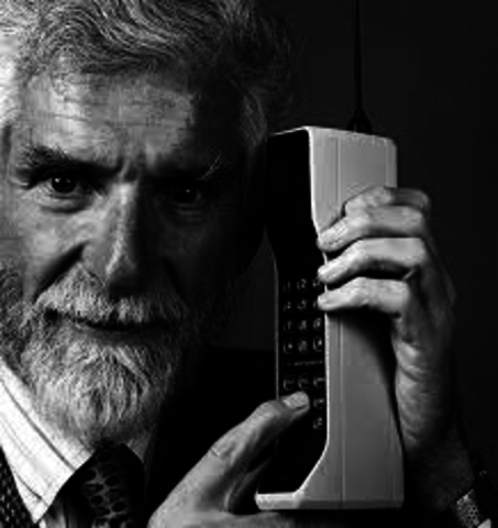 primer servicio de telefonia movil