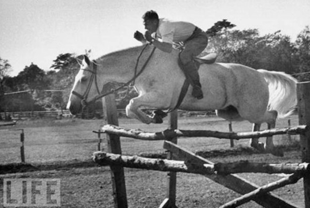 Harry Trains Snowman