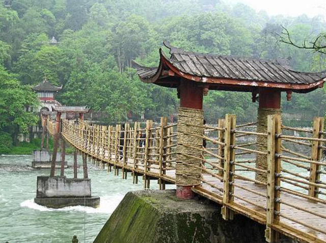 Chinese engineers built suspension bridges