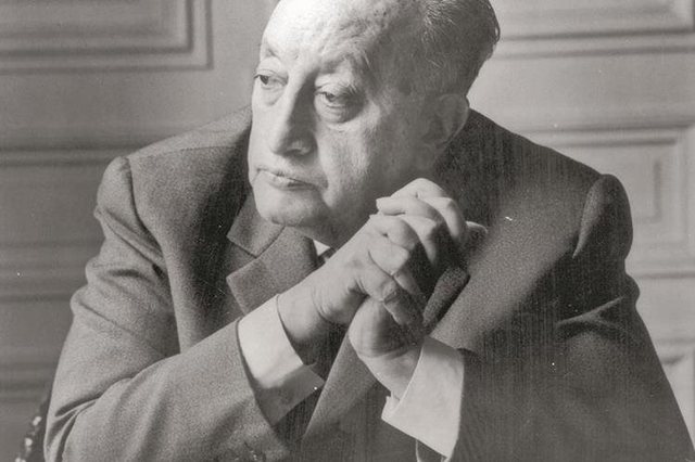 Falleció en Madrid, España