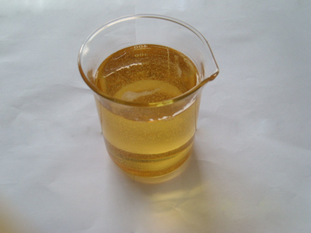 Virginius e Clark Inicia La Producción De La Resina Fenolica (Duramol)